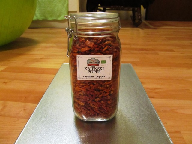 EKO kajenski poper celi 20 g